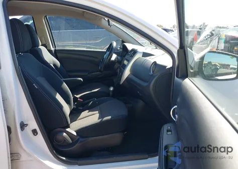 2015 Nissan Versa 1.6 S/1.6 S+/1.6 Sl/1.6 Sv z USA, uszkodzony, nr VIN 3N1CN7APXFL812827